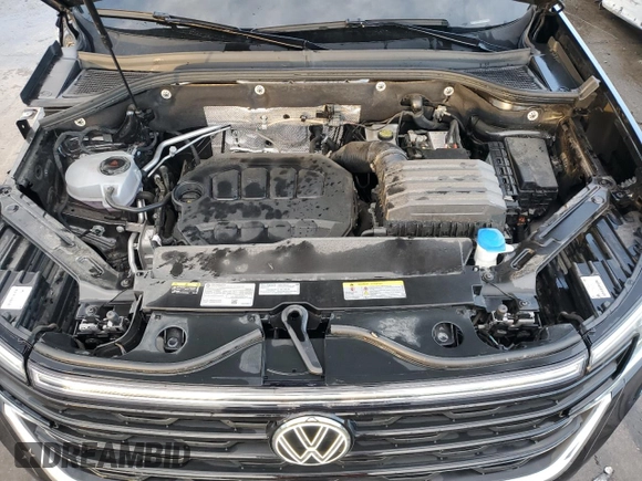 2024 Volkswagen Atlas SEL with VIN 1V2BE2CA4RC210962, listed as a Copart auction lot 46136285 with 13,950 mi miles and Salvage title. Bid and sale history available at DreamBid. Image 12.