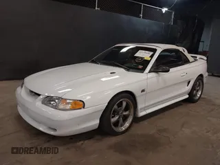 1995 Ford Mustang z VIN 1FALP45T8SF226134, wystawiony jako IAAI lot #42378456 z przebiegiem 34 868 mil mil oraz . Historia ofert i sprzedaży dostępna na DreamBid. Obrazek 20.