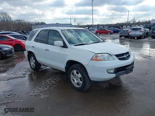 2003 Acura MDX with VIN 2HNYD18213H508572, listed as a IAAI auction lot 41521463 with 214,161 mi miles. Bid and sale history available at carsss.com. Image 1.