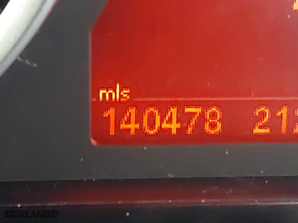 2014 BMW X6 xDrive35i with VIN 5UXFG2C59E0H11200, listed as a IAAI auction lot 41151158 with 140,478 mi miles. Bid and sale history available at carsss.com. Image 15.