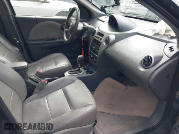 2006 Saturn ION z VIN 1G8AL55F26Z103683, wystawiony jako IAAI lot #41678636 z przebiegiem 109 000 mil mil oraz . Historia ofert i sprzedaży dostępna na DreamBid. Obrazek 5.