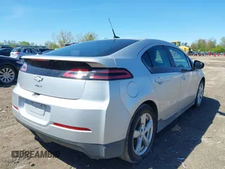 2013 Chevrolet Volt with VIN 1G1RA6E42DU112535, listed as a IAAI auction lot 42149877 with 79,979 mi miles and . Bid and sale history available at carsss.com. Image 4.