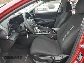 2024 Hyundai Elantra SEL z VIN KMHLM4DG8RU733639, wystawiony jako Copart lot #48573805 z przebiegiem 8 128 mil mil oraz Szkoda całkowita • Salvage title. Historia ofert i sprzedaży dostępna na DreamBid. Obrazek 7.