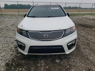 2013 Kia Sorento SX z VIN 5XYKWDA20DG412272, wystawiony jako Copart lot #60263145 z przebiegiem Nie podano mil oraz Czysty tytuł • Clean title. Historia ofert i sprzedaży dostępna na DreamBid. Obrazek 5.