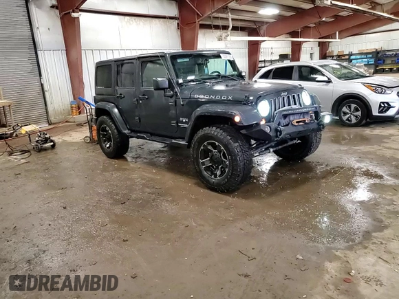 2017 Jeep Wrangler Unlimited Sahara z VIN 1C4BJWEG9HL698729, wystawiony jako Copart lot #55981555 z przebiegiem 117 556 mil mil oraz Czysty tytuł • Clean title. Historia ofert i sprzedaży dostępna na DreamBid. Obrazek 14.