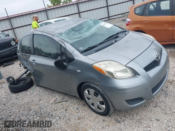 2011 Toyota Yaris with VIN JTDJT4K39B5339761, listed as a IAAI auction lot 40315883 with 1 mi miles. Bid and sale history available at carsss.com. Image 1.