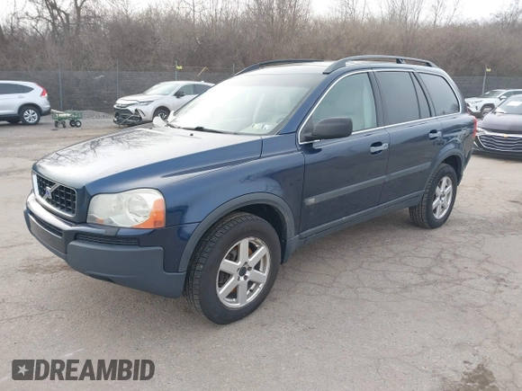 2004 Volvo XC90 with VIN YV1CM59H741117317, listed as a IAAI auction lot 41581357 with 300,681 mi miles. Bid and sale history available at carsss.com. Image 2.