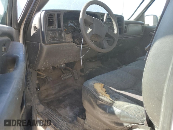 2005 Chevrolet Silverado 1500 Work Truck with VIN 1GCEC14Z05Z150138, listed as a Copart auction lot 70195914 with Not Provided miles and Salvage Title. Bid and sale history available at carsss.com. Image 8.