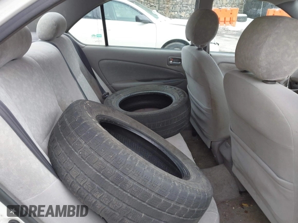 2003 Toyota Prius with VIN JT2BK18U630070910, listed as a IAAI auction lot 41628888 with 139,584 mi miles. Bid and sale history available at carsss.com. Image 8.
