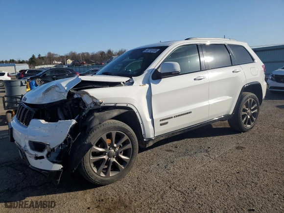 2016 Jeep Grand Cherokee Limited 75th Anniversary with VIN 1C4RJFBG5GC384433, listed as a Copart auction lot 49715105 with 102,182 mi miles and Salvage Title. Bid and sale history available at carsss.com. Image 1.