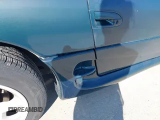1997 Mitsubishi 3000GT z VIN JA3AM44H8VY001162, wystawiony jako IAAI lot #41933754 z przebiegiem 157 314 mil mil oraz . Historia ofert i sprzedaży dostępna na DreamBid. Obrazek 14.