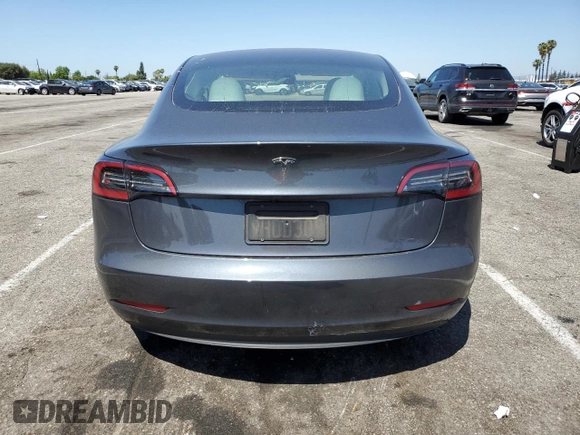 2023 Tesla Model 3 z VIN 5YJ3E1EA4PF619007, wystawiony jako Copart lot #57712685 z przebiegiem 30 855 mil mil oraz Szkoda całkowita • Salvage title. Historia ofert i sprzedaży dostępna na DreamBid. Obrazek 6.