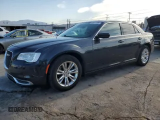 2017 Chrysler 300 Limited with VIN 2C3CCAAG7HH538566, listed as a Copart auction lot 88977395 with 86,078 mi miles and Salvage Title. Bid and sale history available at carsss.com. Image 1.