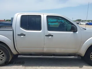2015 Nissan Frontier SL with VIN 1N6AD0ER5FN768808, listed as a IAAI auction lot 42257992 with 151,852 mi miles and . Bid and sale history available at DreamBid. Image 14.