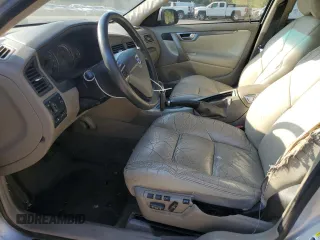 2009 Volvo S60 2.5T with VIN YV1RH592392728909, listed as a Copart auction lot 68853614 with 261,987 mi miles and Salvage Title. Bid and sale history available at carsss.com. Image 7.