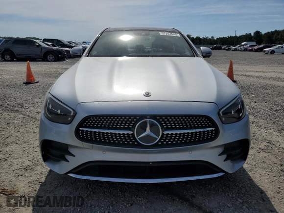 2021 Mercedes-Benz E 350 z VIN W1KZF8EB8MA905154, wystawiony jako Copart lot #57207645 z przebiegiem 66 725 mil mil oraz Szkoda całkowita • Salvage title. Historia ofert i sprzedaży dostępna na DreamBid. Obrazek 5.