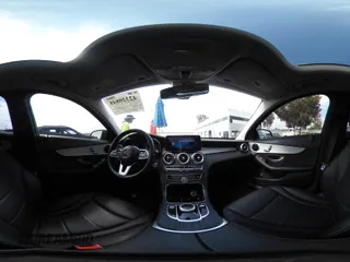 2020 Mercedes-Benz C 300 z VIN W1KWF8DB5LR592259, wystawiony jako IAAI lot #42320848 z przebiegiem 63 795 mil mil oraz . Historia ofert i sprzedaży dostępna na DreamBid. Obrazek 18.