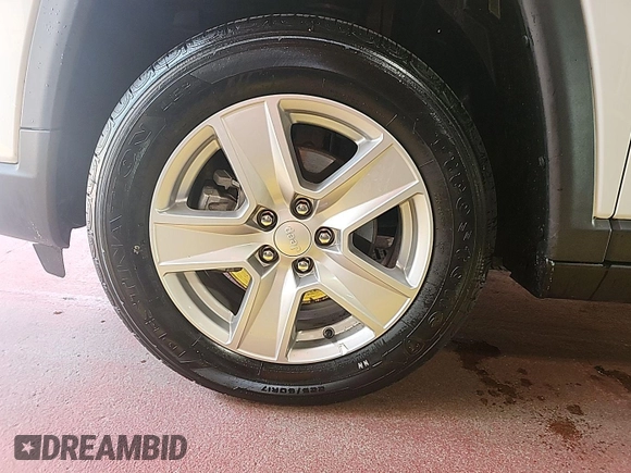2022 Jeep Compass Latitude с VIN 3C4NJDBB9NT205917, выставлен на аукционе IAAI как лот 42621255 с пробегом 15 841 миль миль и . История ставок и продаж доступна на DreamBid. Изображение 18.