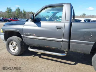 2001 Dodge Ram 1500 with VIN 1B7HF16ZX1S332207, listed as a IAAI auction lot 42018752 with 46,964 mi miles. Bid and sale history available at carsss.com. Image 6.