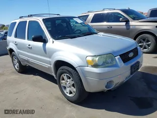 2005 Ford Escape Limited with VIN 1FMCU94145KA63604, listed as a IAAI auction lot 41825343 with 179,263 mi miles. Bid and sale history available at carsss.com. Image 1.