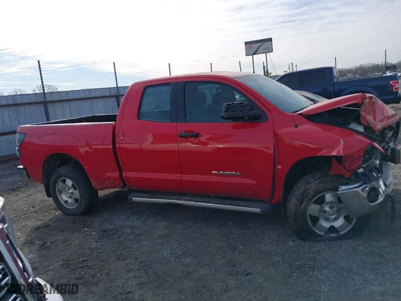 2011 Toyota Tundra 4WD Truck with VIN 5TFUM5F19BX024942, listed as a IAAI auction lot 41301196 with NaN miles. Bid and sale history available at carsss.com. Image 13.