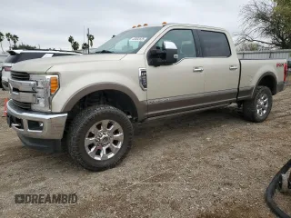 2018 Ford Super Duty F-250 SRW XL with VIN 1FT7W2BT2JEC86857, listed as a Copart auction lot 43002635 with 91,984 mi miles and Salvage Title. Bid and sale history available at carsss.com. Image 1.