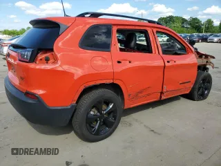 2021 Jeep Cherokee Altitude with VIN 1C4PJLLB0MD120101, listed as a Copart auction lot 57045855 with 61,377 mi miles and Salvage title. Bid and sale history available at DreamBid. Image 3.