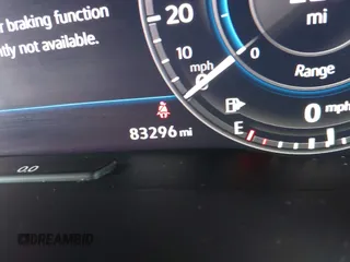 2018 Volkswagen Atlas SEL Premium z VIN 1V2NR2CAXJC554740, wystawiony jako IAAI lot #41773681 z przebiegiem 83 296 mil mil oraz . Historia ofert i sprzedaży dostępna na DreamBid. Obrazek 15.