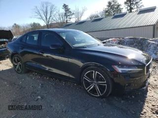 2019 Volvo S60 R-Design with VIN 7JRA22TM9KG013415, listed as a Copart auction lot 38141104 with 59,318 mi miles. Bid and sale history available at carsss.com. Image 4.