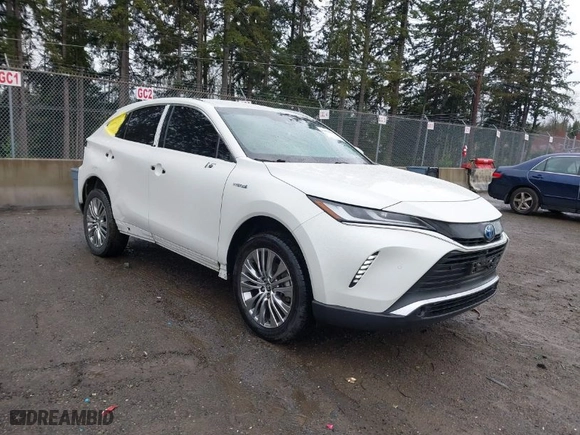 2021 Toyota Venza LE with VIN JTEAAAAH1MJ013086, listed as a IAAI auction lot 41870665 with NaN miles. Bid and sale history available at carsss.com. Image 1.