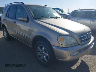 2002 Mercedes-Benz M 320/430/500 with VIN 4JGAB75E42A304002, listed as a IAAI auction lot 41841898 with 238,537 mi miles and . Bid and sale history available at carsss.com. Image 1.