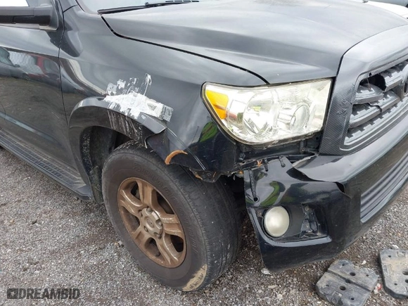 2008 Toyota Sequoia Ltd with VIN 5TDZY68A58S013562, listed as a IAAI auction lot 41514086 with 124,026 mi miles. Bid and sale history available at carsss.com. Image 17.