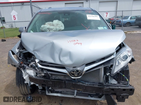 2020 Toyota Sienna XLE Auto Access Seat с VIN 5TDYZ3DC9LS080706, выставлен на аукционе IAAI как лот 42526502 с пробегом 43 016 миль миль и . История ставок и продаж доступна на DreamBid. Изображение 6.