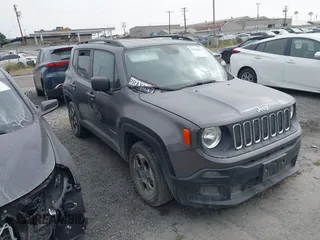 2017 Jeep Renegade Sport z VIN ZACCJAAB0HPE75735, wystawiony jako IAAI lot #42420911 z przebiegiem 57 420 mil mil oraz . Historia ofert i sprzedaży dostępna na DreamBid. Obrazek 1.