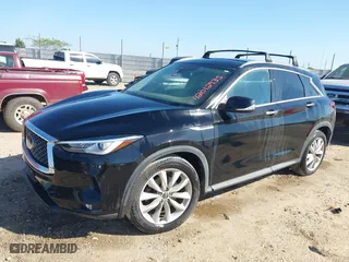 2019 Infiniti QX50 LUXE with VIN 3PCAJ5M35KF119556, listed as a IAAI auction lot 42012935 with 162,122 mi miles. Bid and sale history available at carsss.com. Image 2.