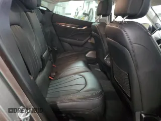 2022 Maserati Levante with VIN ZN661YUM6NX390571, listed as a Copart auction lot 57585815 with 48,137 mi miles and Salvage title. Bid and sale history available at DreamBid. Image 11.