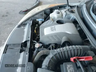 2014 Hyundai Veloster Turbo с VIN KMHTC6AE1EU182840, выставлен на аукционе IAAI как лот 43023906 с пробегом 56 788 миль миль и . История ставок и продаж доступна на DreamBid. Изображение 12.