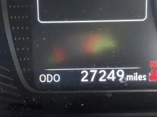 2022 Lexus UX 200 with VIN JTHX3JBH8N2047074, listed as a IAAI auction lot 42665051 with 27,249 mi miles and . Bid and sale history available at DreamBid. Image 15.