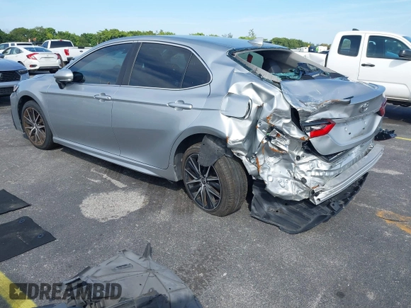 2022 Toyota Camry SE with VIN 4T1G11AK1NU002157, listed as a IAAI auction lot 41647629 with 89,189 mi miles and . Bid and sale history available at DreamBid. Image 3.