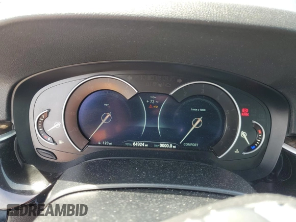 2019 BMW 5 Series 530i xDrive z VIN WBAJA7C50KG911728, wystawiony jako Copart lot #58306955 z przebiegiem 64 924 mil mil oraz Szkoda całkowita • Salvage title. Historia ofert i sprzedaży dostępna na DreamBid. Obrazek 9.