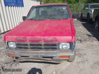 1991 Nissan Trucks 2WD XE with VIN 1N6SD11S2MC336754, listed as a IAAI auction lot 41969326 with 194,400 mi miles. Bid and sale history available at carsss.com. Image 6.