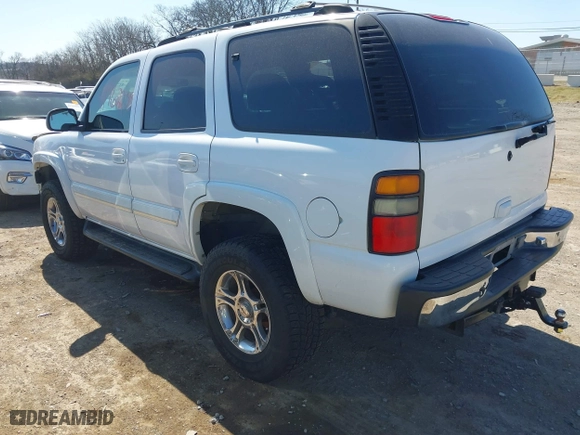 2001 Chevrolet Tahoe LS with VIN 1GNEK13T01R161951, listed as a IAAI auction lot 41762235 with 134,924 mi miles. Bid and sale history available at carsss.com. Image 3.