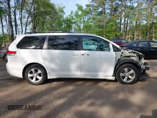 2011 Toyota Sienna LE AAS with VIN 5TDKK3DC5BS074247, listed as a IAAI auction lot 42096751 with 241,555 mi miles. Bid and sale history available at carsss.com. Image 13.