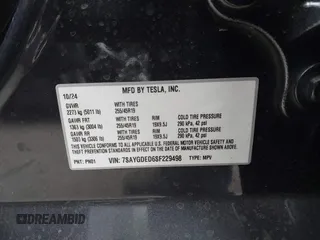 2025 Tesla Model Y Long Range with VIN 7SAYGDED6SF229498, listed as a IAAI auction lot 41086718 with 509 mi miles and . Bid and sale history available at DreamBid. Image 9.