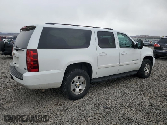 2008 Chevrolet Suburban LT w/3LT with VIN 1GNFK16368J232675, listed as a Copart auction lot 50056095 with 210,518 mi miles and Salvage Title. Bid and sale history available at carsss.com. Image 3.