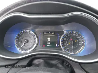 2015 Chrysler 200 Limited with VIN 1C3CCCAB9FN611778, listed as a IAAI auction lot 41288581 with 89,884 mi miles. Bid and sale history available at carsss.com. Image 12.