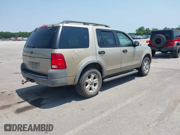 2002 Ford Explorer XLS с VIN 1FMZU72E72ZA77570, выставлен на аукционе IAAI как лот 42380457 с пробегом Не указан миль и . История ставок и продаж доступна на DreamBid. Изображение 4.