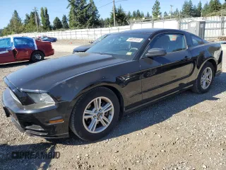 2013 Ford Mustang V6 z VIN 1ZVBP8AM5D5250909, wystawiony jako Copart lot #66029155 z przebiegiem 106 179 mil mil oraz Szkoda całkowita • Salvage title. Historia ofert i sprzedaży dostępna na DreamBid. Obrazek 1.