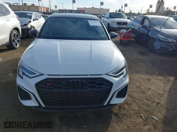 2024 Audi S3 Prestige z VIN WAUJ3DGY8RA070820, wystawiony jako IAAI lot #41106634 z przebiegiem 6358 mil mil oraz . Historia ofert i sprzedaży dostępna na DreamBid. Obrazek 12.