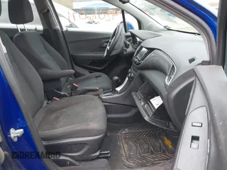 2017 Chevrolet Trax LS with VIN 3GNCJKSB0HL177786, listed as a IAAI auction lot 42016071 with 237,428 mi miles. Bid and sale history available at carsss.com. Image 5.